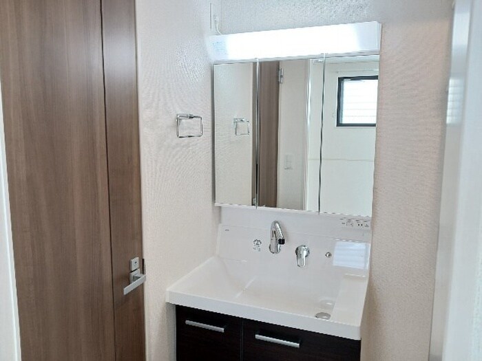 物件内観写真6　(洗面)