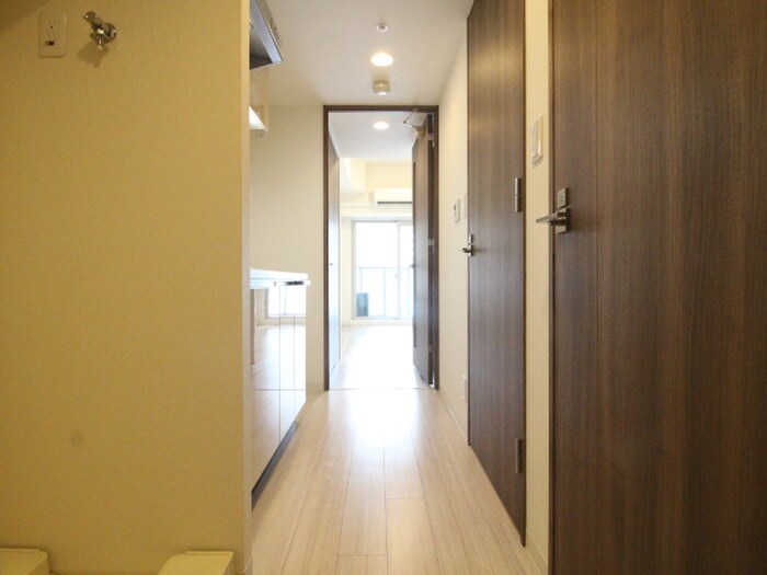 物件内観写真19　(廊下)