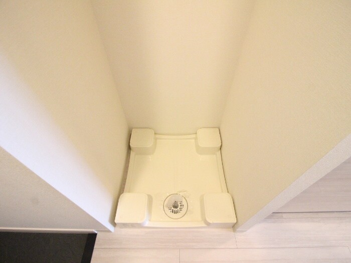 物件内観写真20　(洗濯機置場)