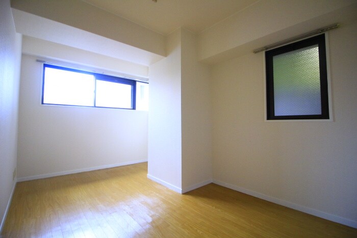 物件内観写真19　(居室)