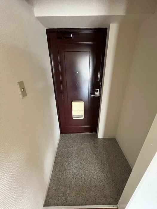 物件内観写真19　(玄関)