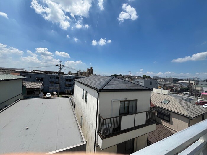 物件内観写真22　(室内からの展望)