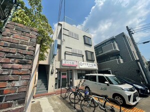 小俣ビル(2F)外観写真
