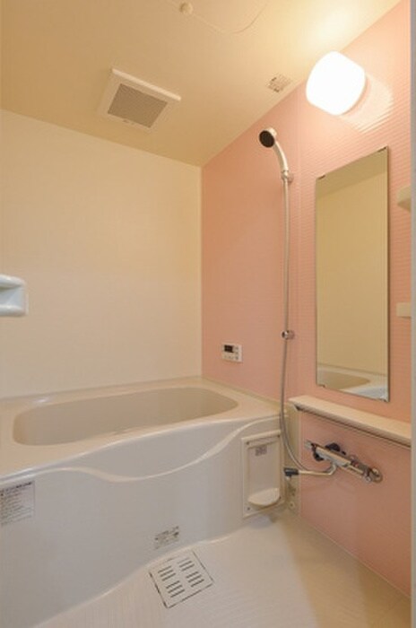 物件内観写真7　(バス／シャワールーム等)