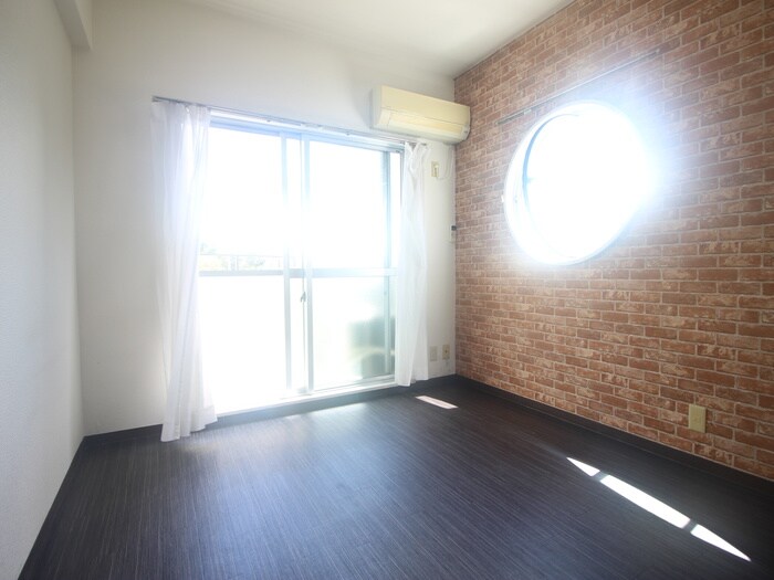 物件内観写真11　(居室)