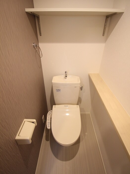 物件内観写真9　(トイレ)