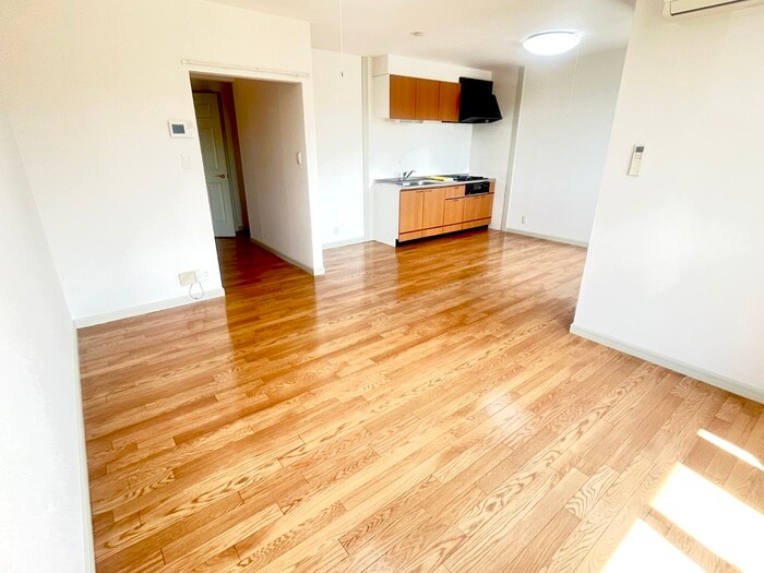 物件内観写真8　(居室)