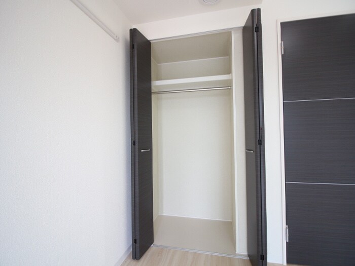 物件内観写真10　(収納)