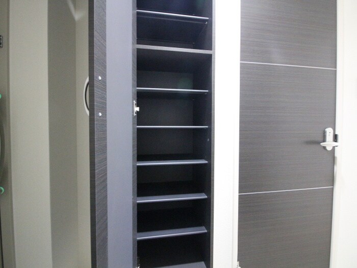 物件内観写真19　(靴箱)