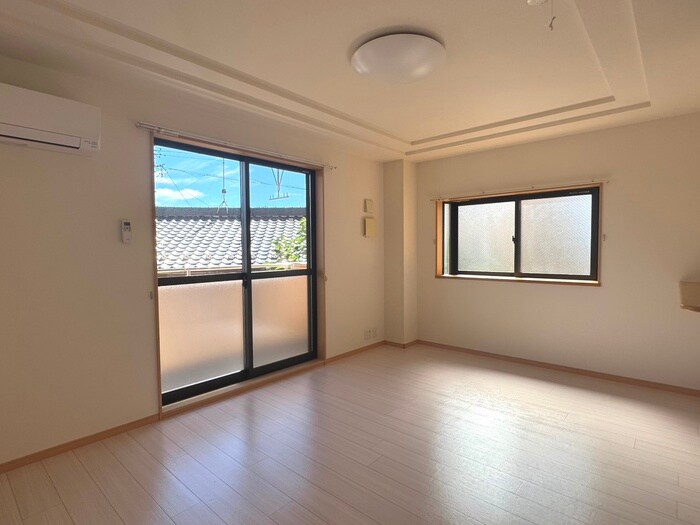 物件内観写真8　(居室)