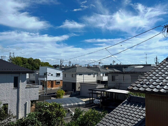 物件内観写真17　(室内からの展望)