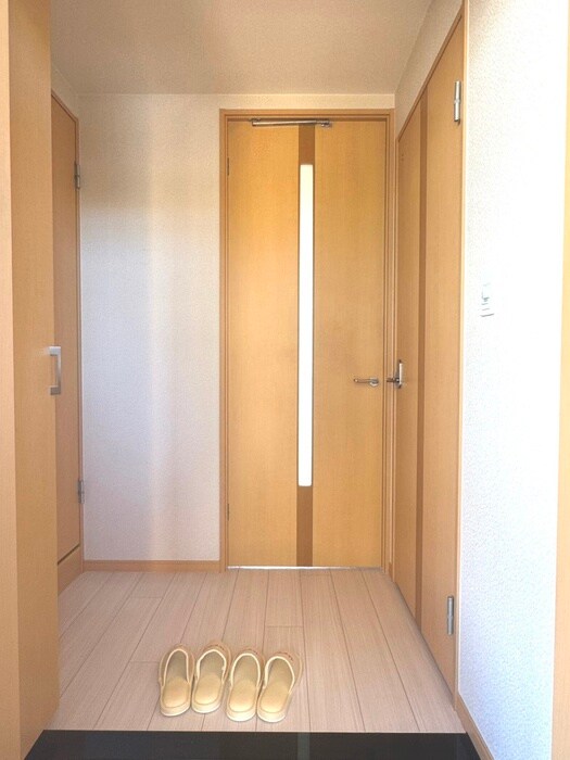 物件内観写真20　(玄関)