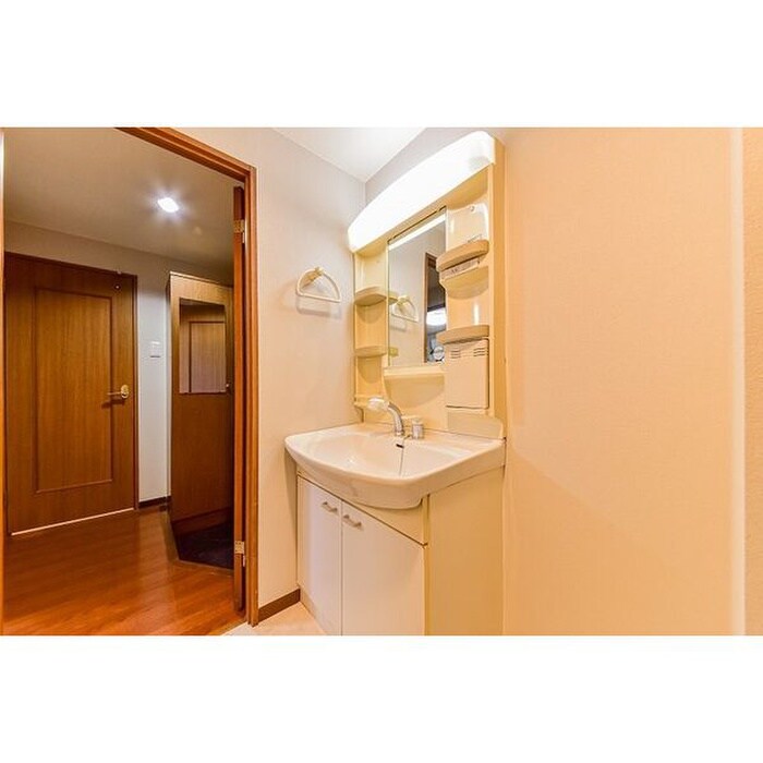 物件内観写真9　(洗面)