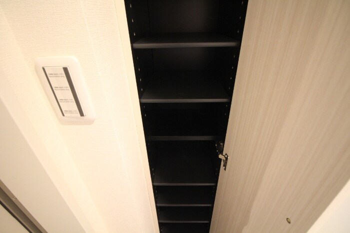 物件内観写真14　(靴箱)