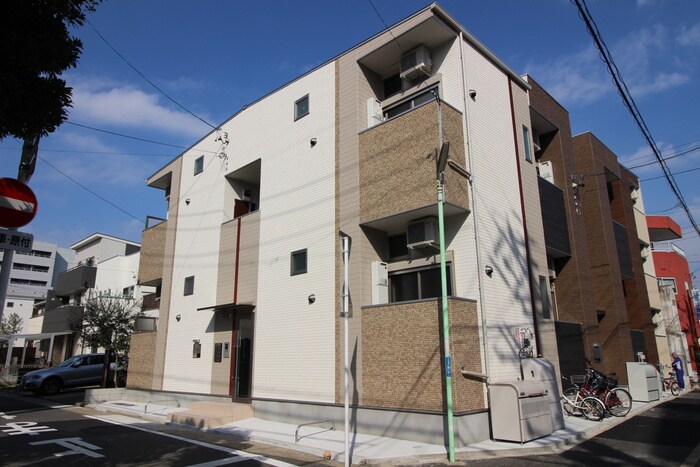 秀名館の物件外観写真