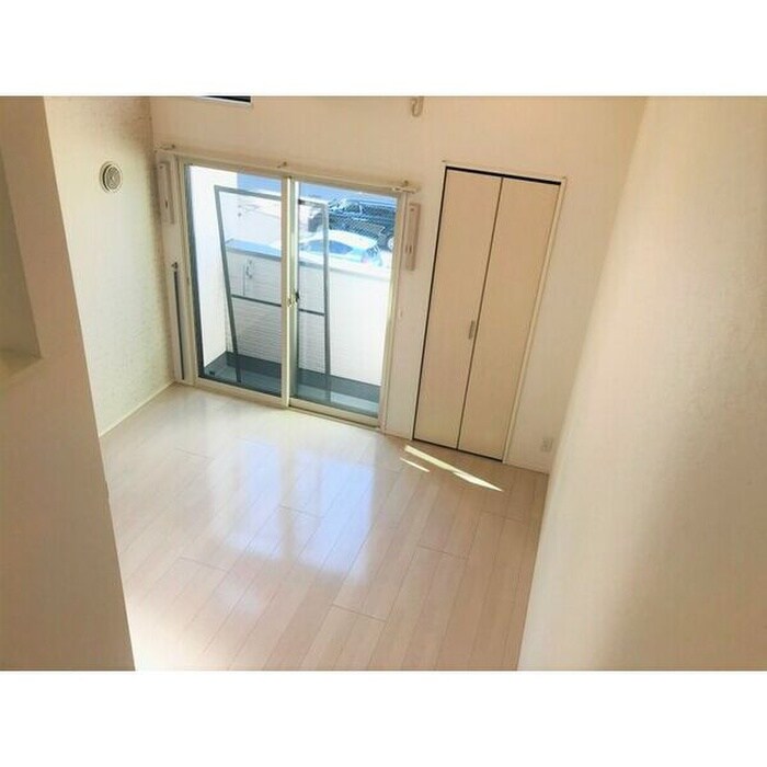 物件内観写真8　(廊下)