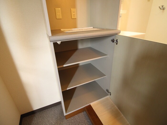 物件内観写真14　(靴箱)