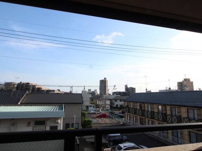 物件内観写真16　(室内からの展望)