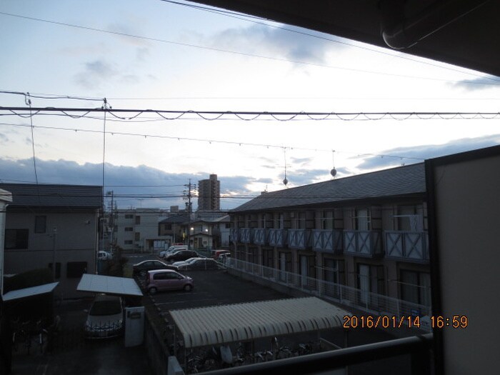 物件内観写真19　(室内からの展望)