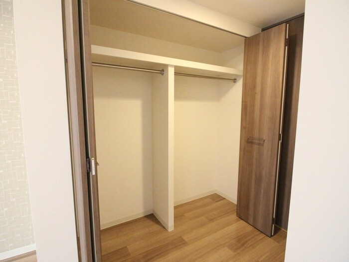 物件内観写真10　(収納)