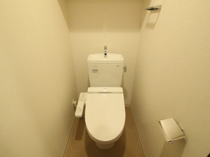 物件内観写真12　(トイレ)