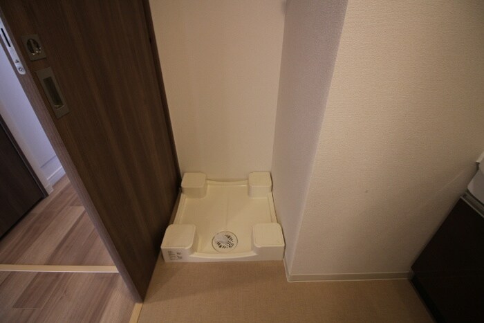 物件内観写真17　(洗濯機置場)