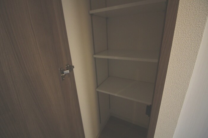 物件内観写真18　(収納)