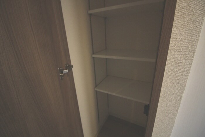 物件内観写真18　(収納)