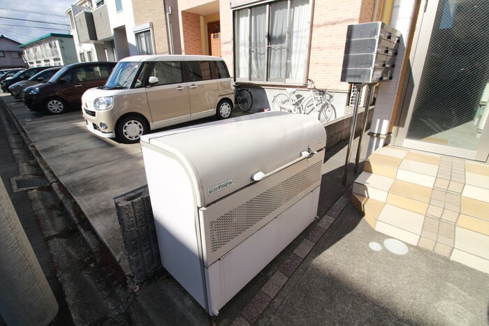 物件外観写真4　(建物設備)