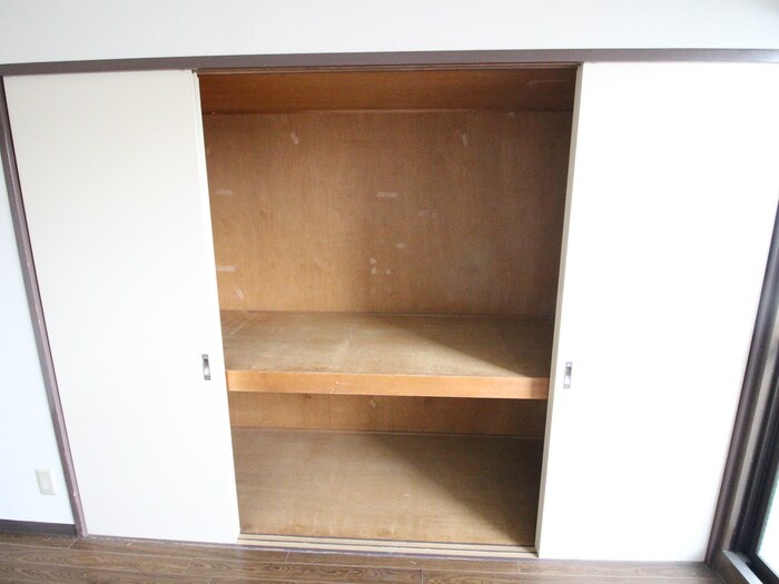 物件内観写真14　(収納)