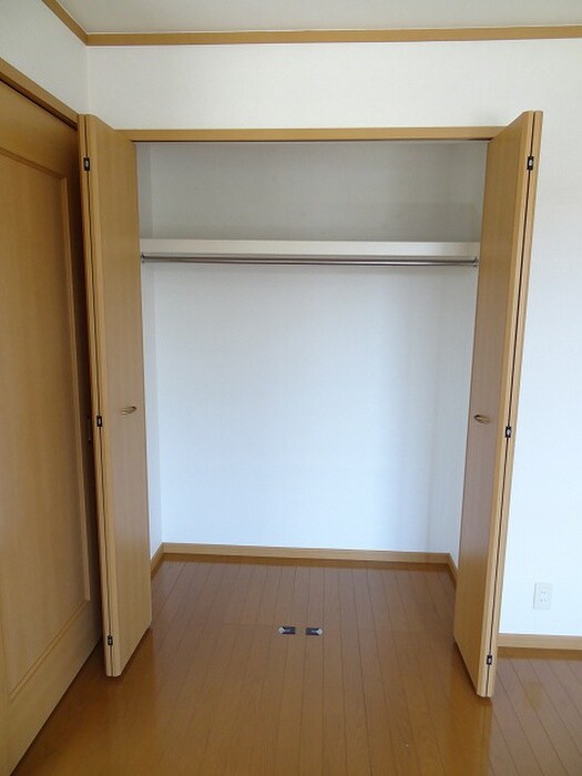 物件内観写真11　(収納)