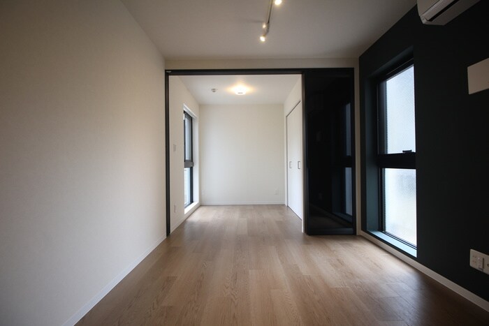 物件内観写真11　(内観写真)