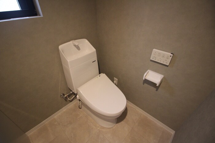 物件内観写真15　(トイレ)