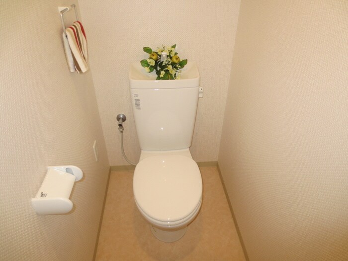 物件内観写真15　(トイレ)