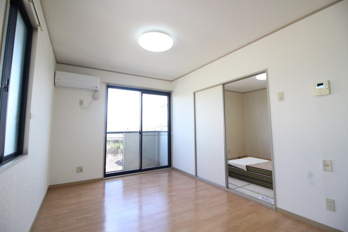 物件内観写真10　(内観写真)