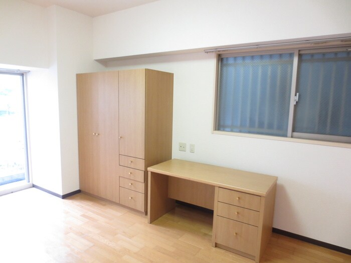 物件内観写真12　(居室)