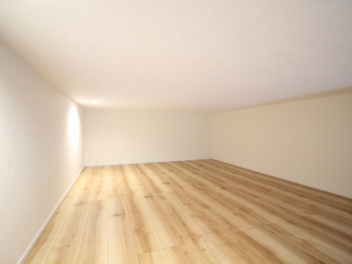 物件内観写真9　(ロフト)