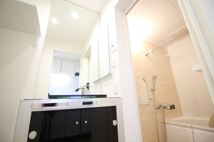 物件内観写真14　(洗面)