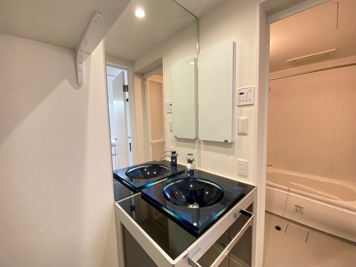 物件内観写真15　(洗面)