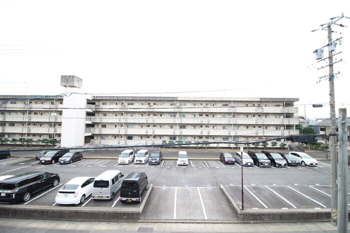 物件内観写真21　(室内からの展望)