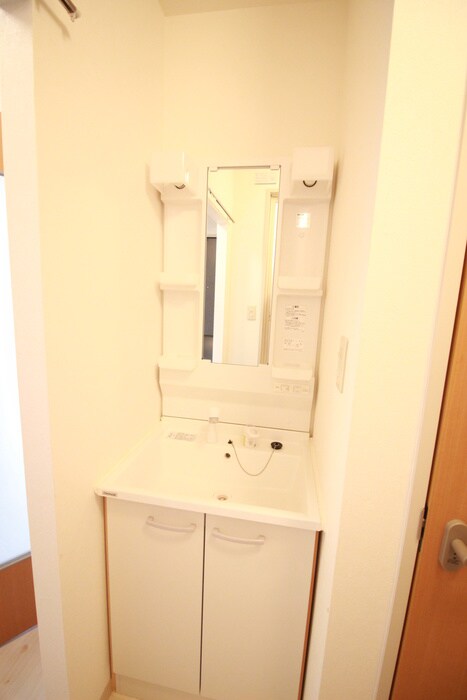 物件内観写真12　(洗面)