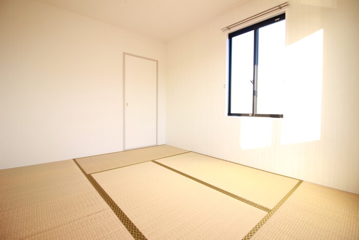 物件内観写真18　(居室)