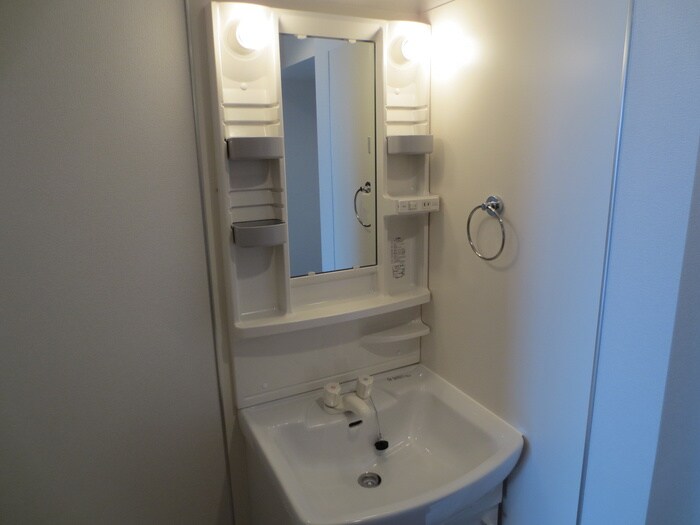物件内観写真13　(洗面)