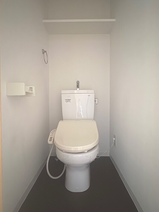 物件内観写真14　(トイレ)