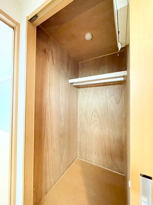 物件内観写真16　(収納)