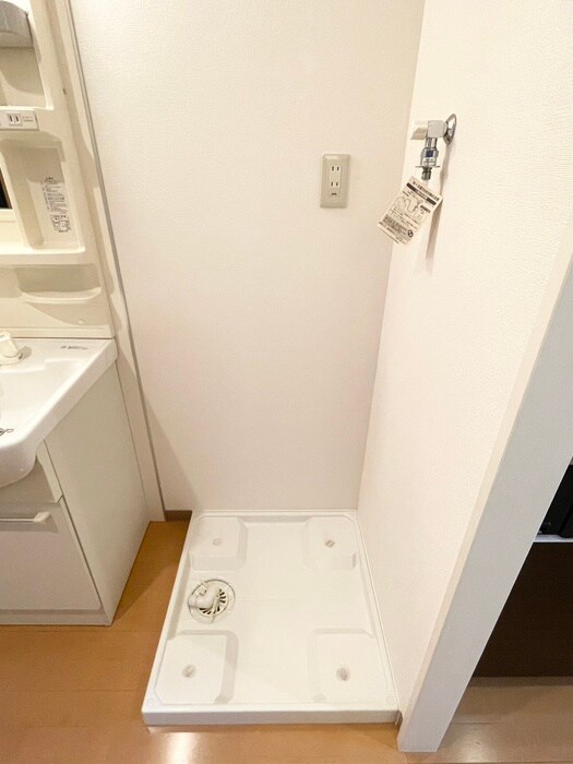 物件内観写真19　(洗濯機置場)