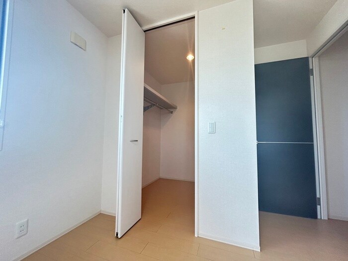 物件内観写真10　(収納)