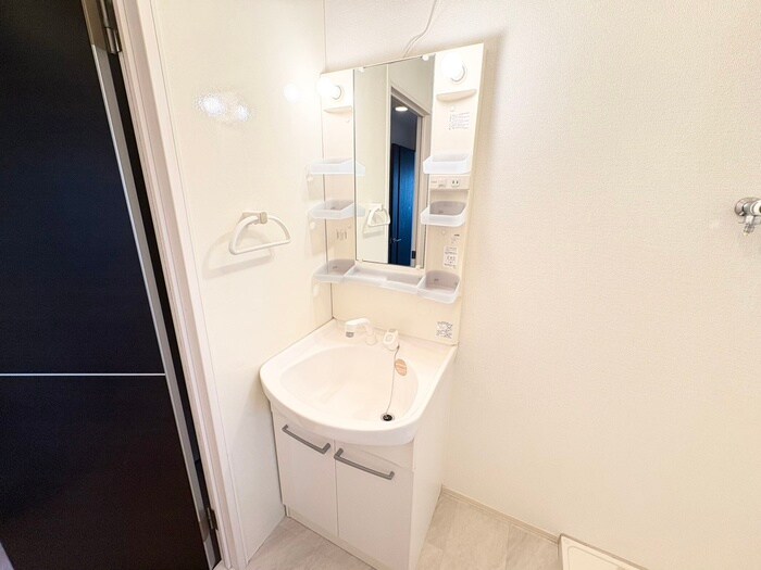 物件内観写真13　(洗面)