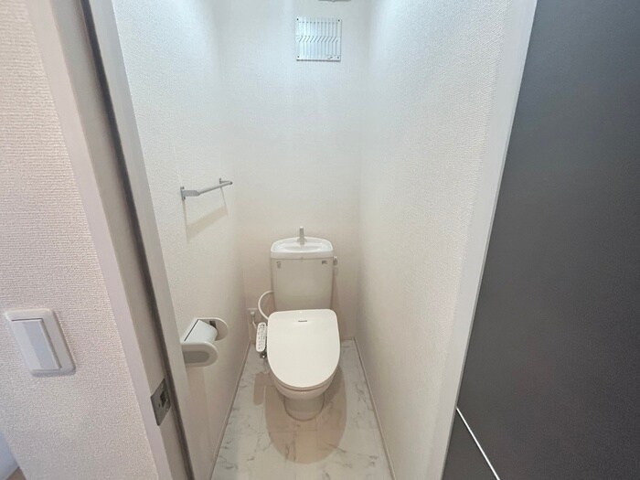 物件内観写真15　(トイレ)