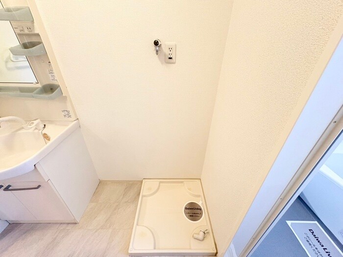 物件内観写真19　(洗濯機置場)